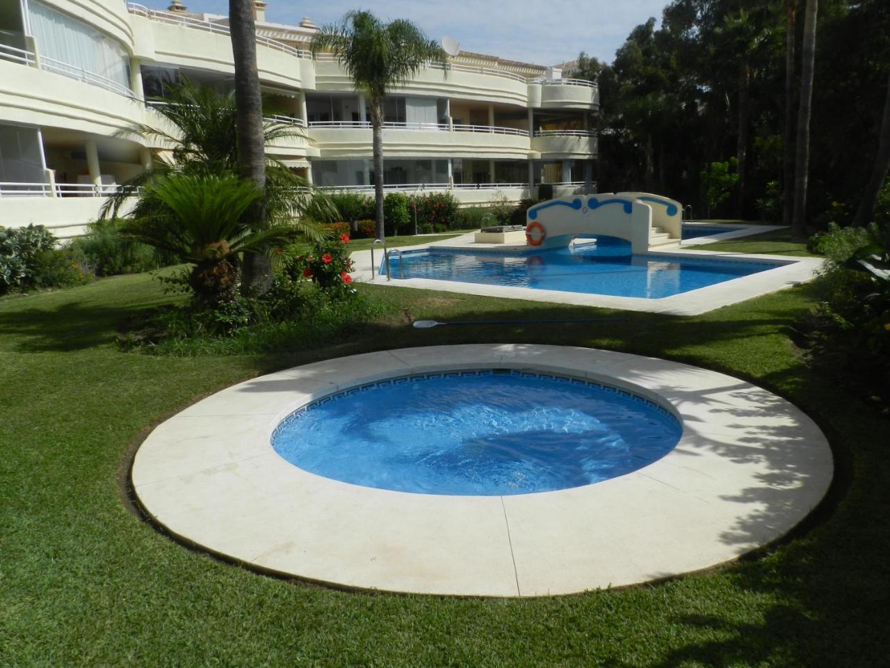 베날마데나코스타 Costa Quebrada Residencial 1 아파트 외부 사진